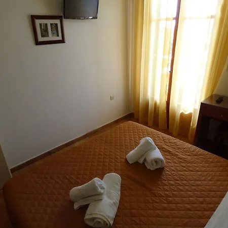 Sofia Apartahotel Ipsos